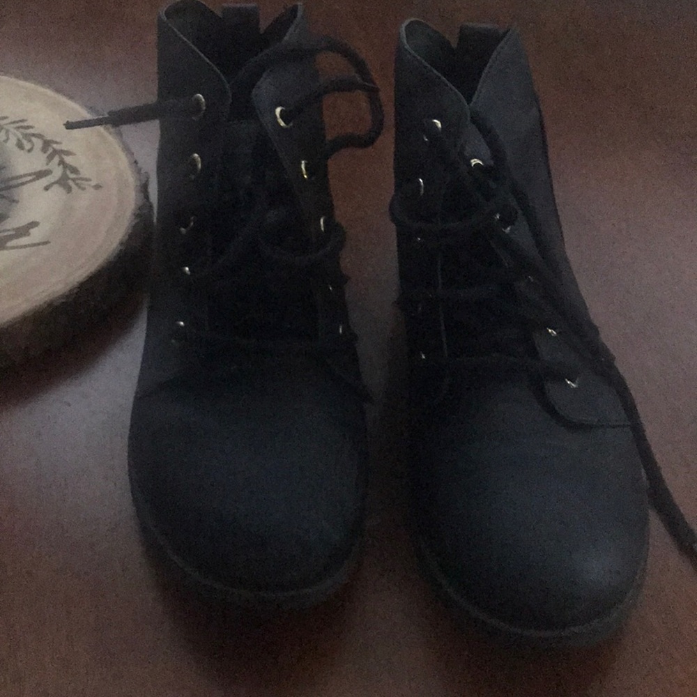 Candies lace up ankle boots